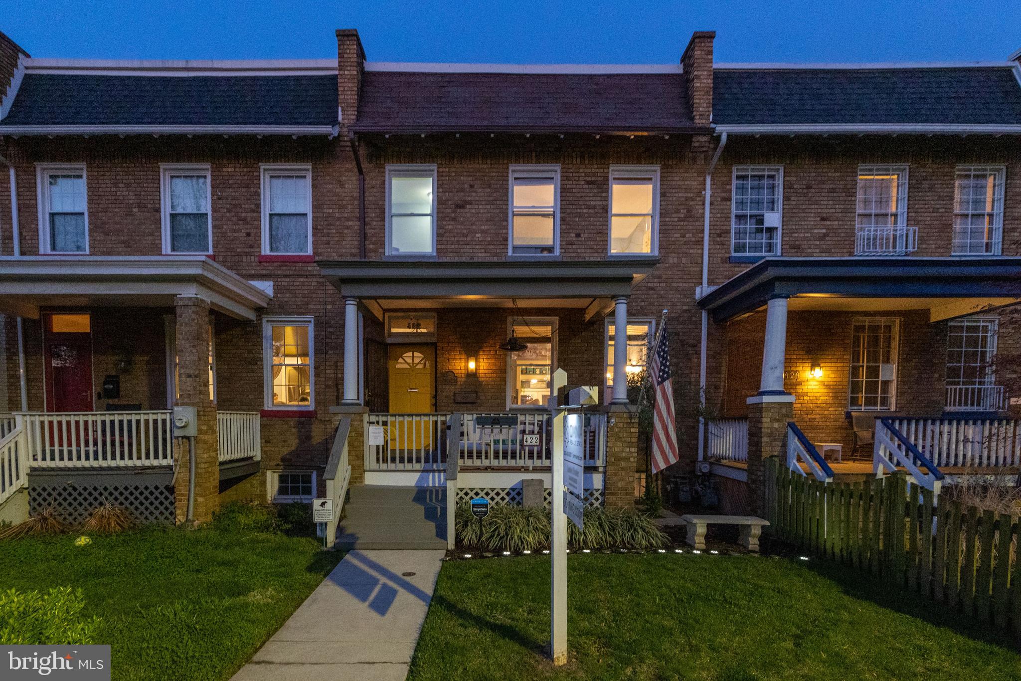 422 17th Street Southeast Washington, DC 20003 - Photo 3 of 59 Extra-Wide Federal-Style Rowhome