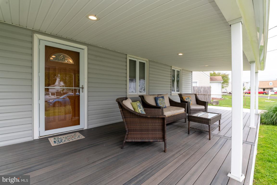 8213 Northview Road Baltimore, MD 21222 - Photo 2 of 31