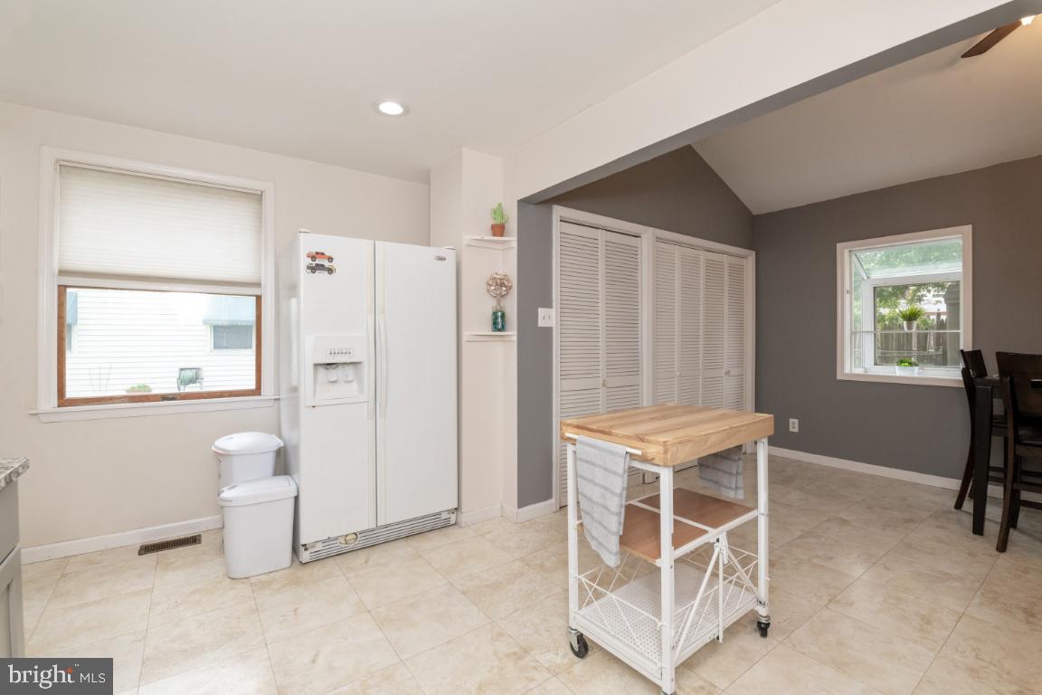 8213 Northview Road Baltimore, MD 21222 - Photo 12 of 31