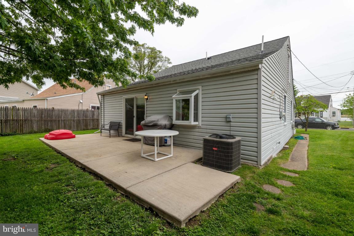 8213 Northview Road Baltimore, MD 21222 - Photo 29 of 31