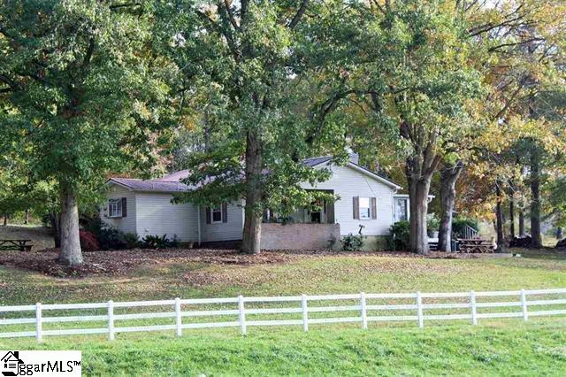 330 Bates Crossing Road Travelers Rest, SC 29690 - Photo 1 of 36