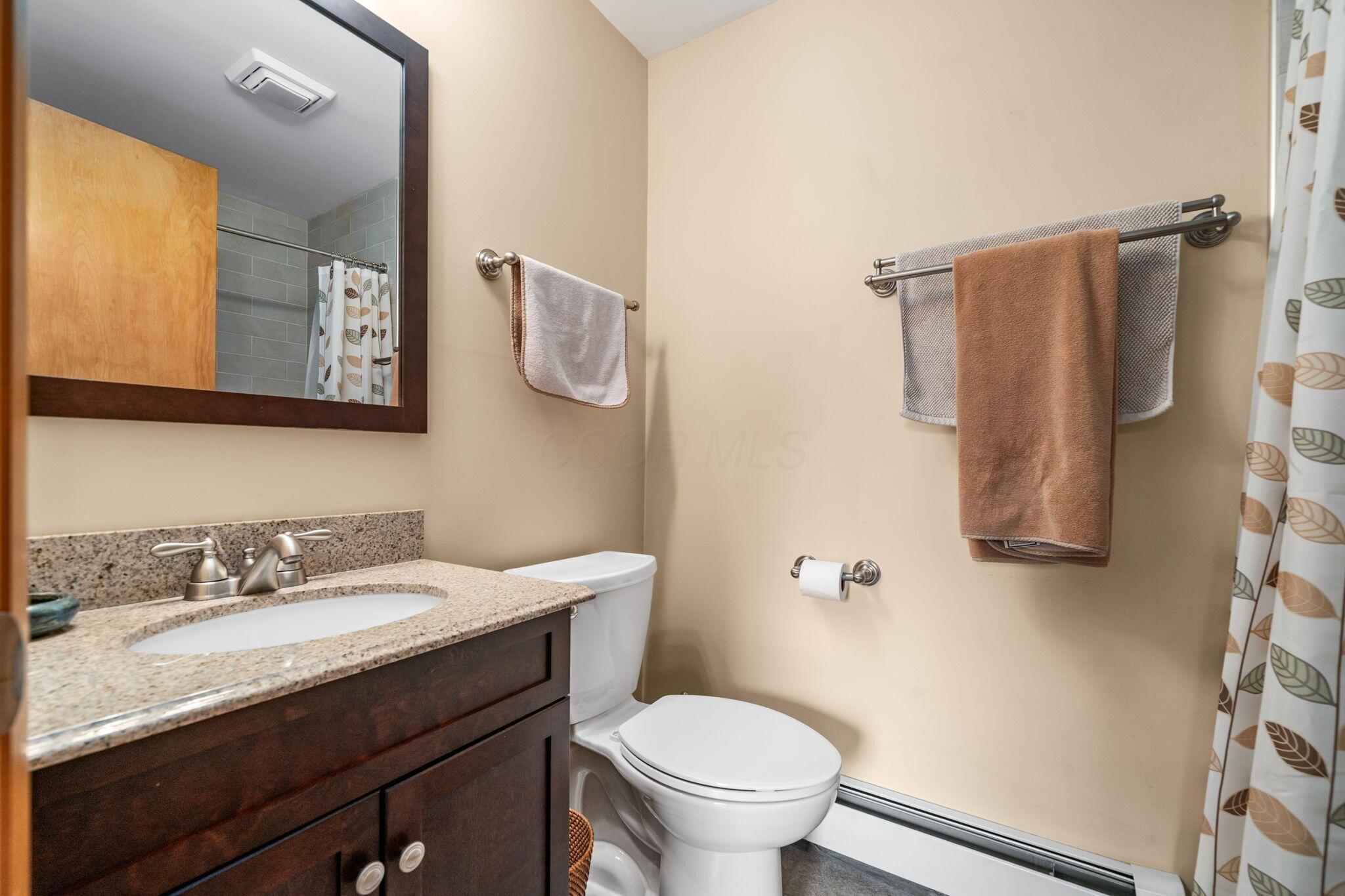 375 Home Road Delaware, OH 43015 - Photo 51 of 97 Full Bathroom 2