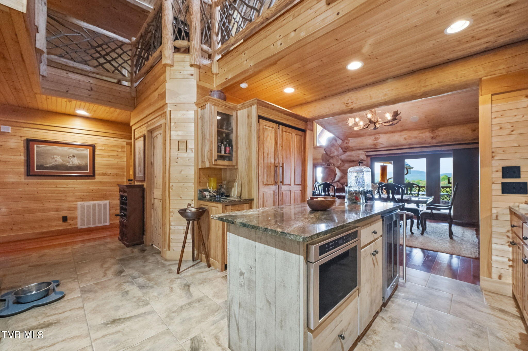 2835 Cross Mountain Road Shady Valley, TN 37688 - Photo 15 of 104 071