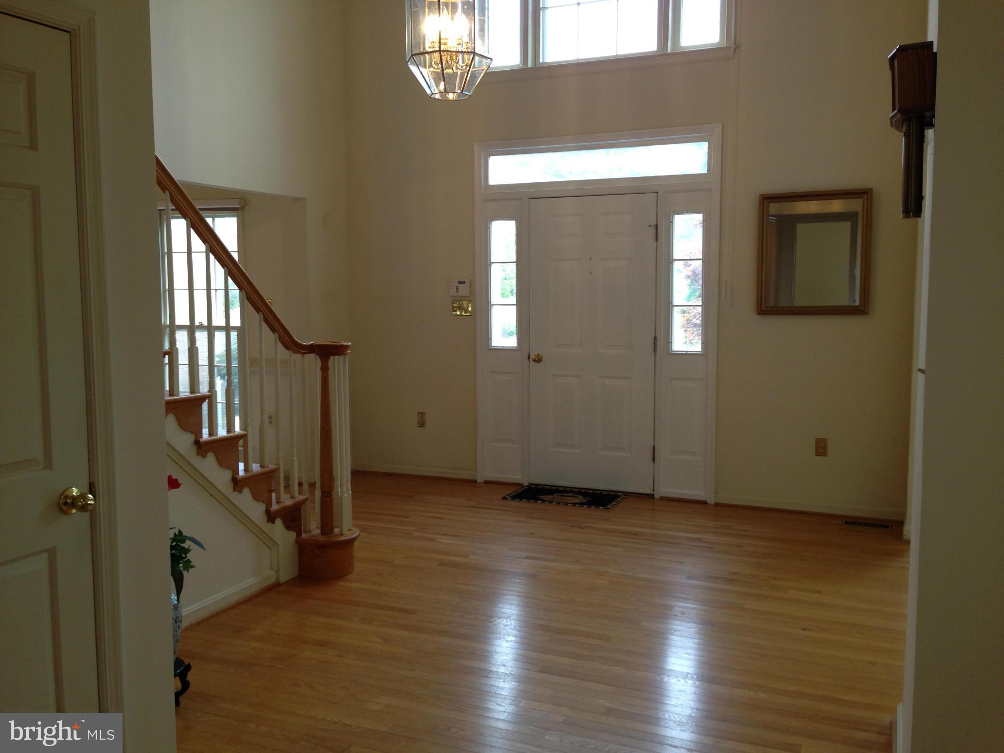 1422 Atwood Road Silver Spring, MD 20906 - Photo 3 of 27 Interior (General)