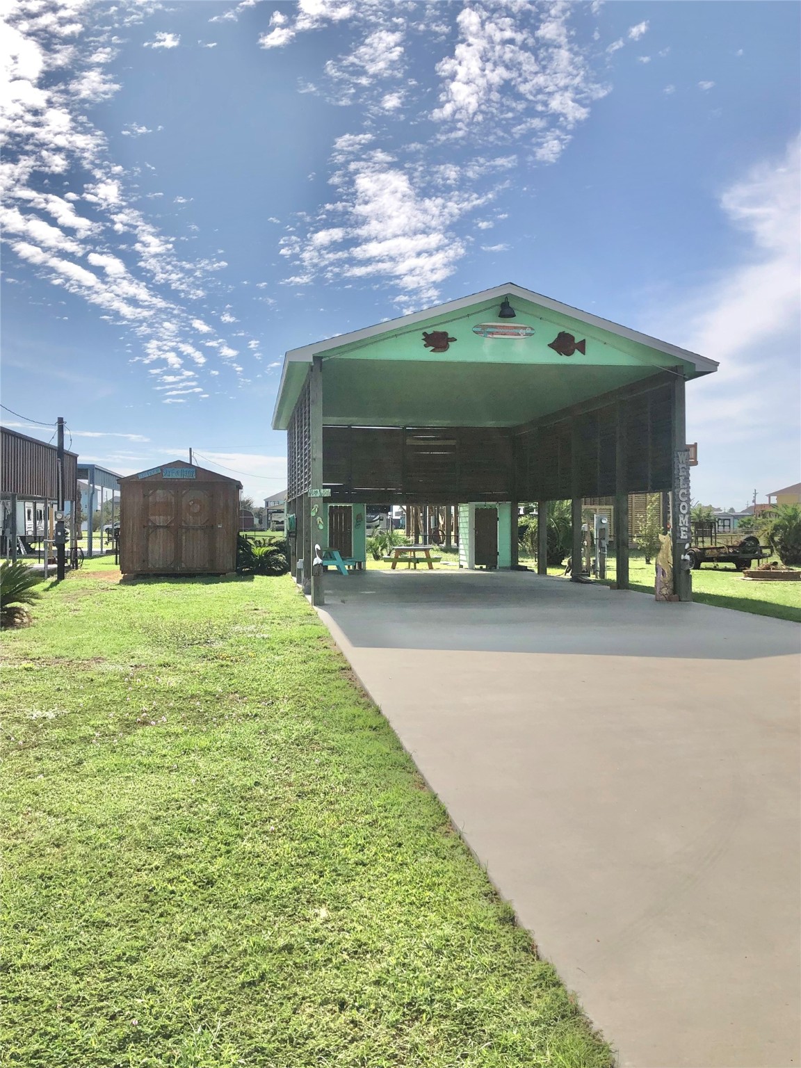 911 E Road Crystal Beach, TX 77650 - Photo 3 of 18