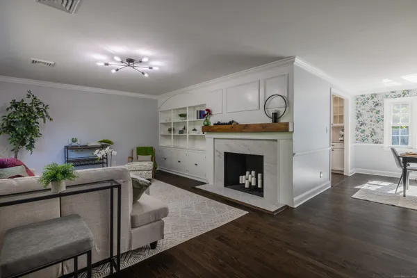 $645,000 | 2428 Huntington Turnpike, Trumbull, CT 06611