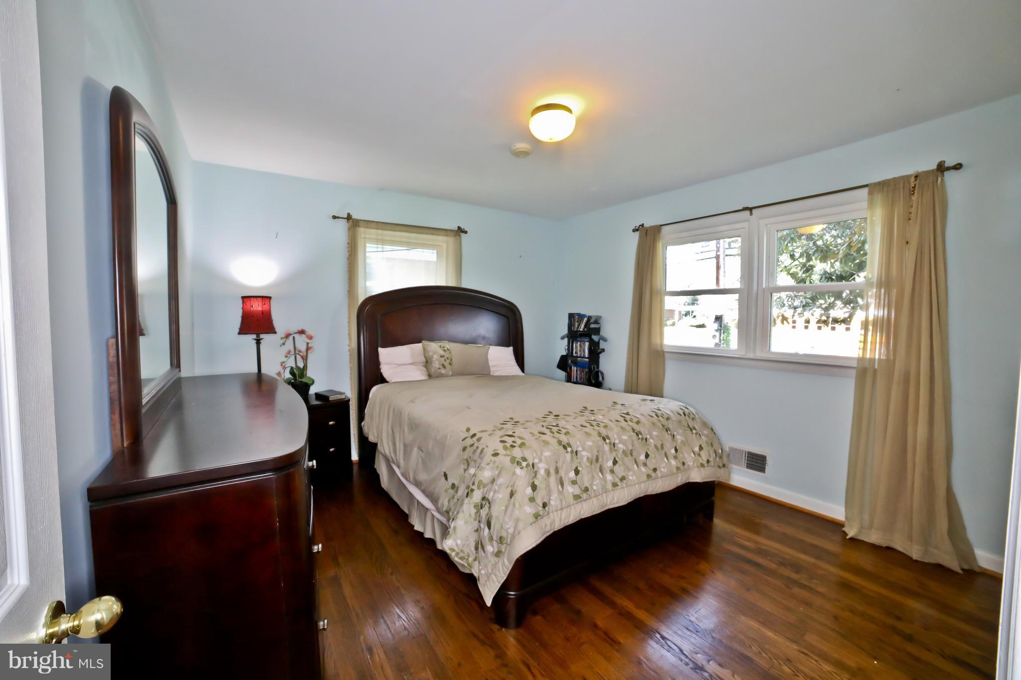 9501 Good Luck Road Lanham, MD 20706 - Photo 17 of 27 Bedroom