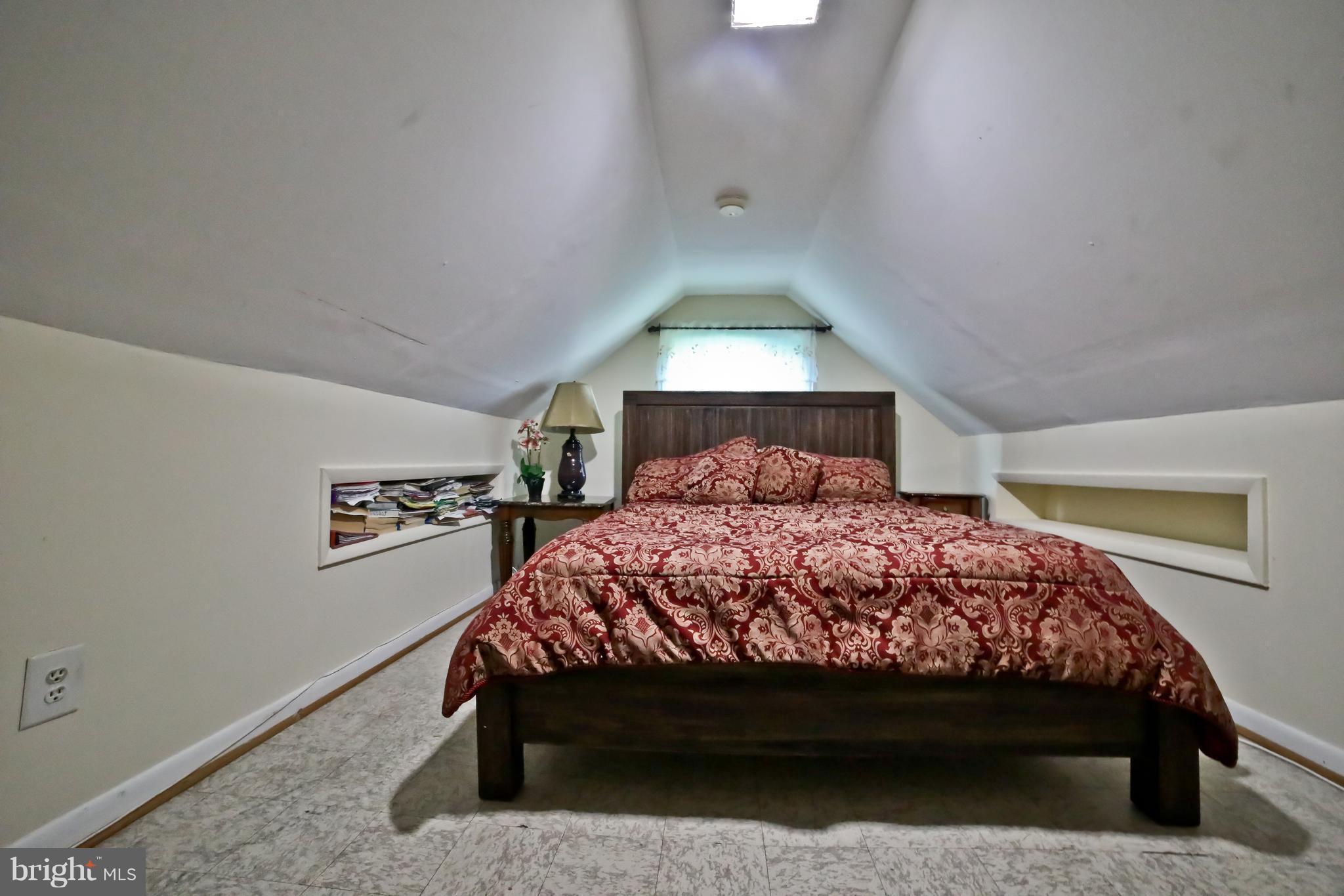 9501 Good Luck Road Lanham, MD 20706 - Photo 18 of 27 Bedroom