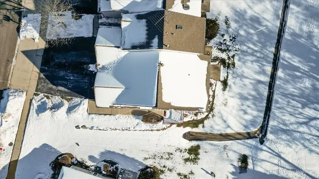 $270,000 | 1740 Pine Street, McHenry, IL 60051