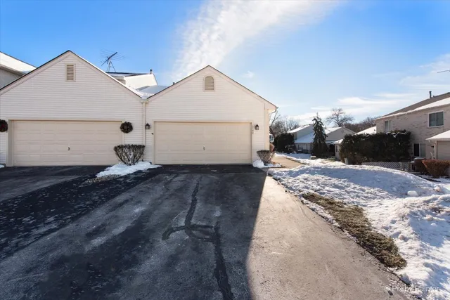 $270,000 | 1740 Pine Street, McHenry, IL 60051