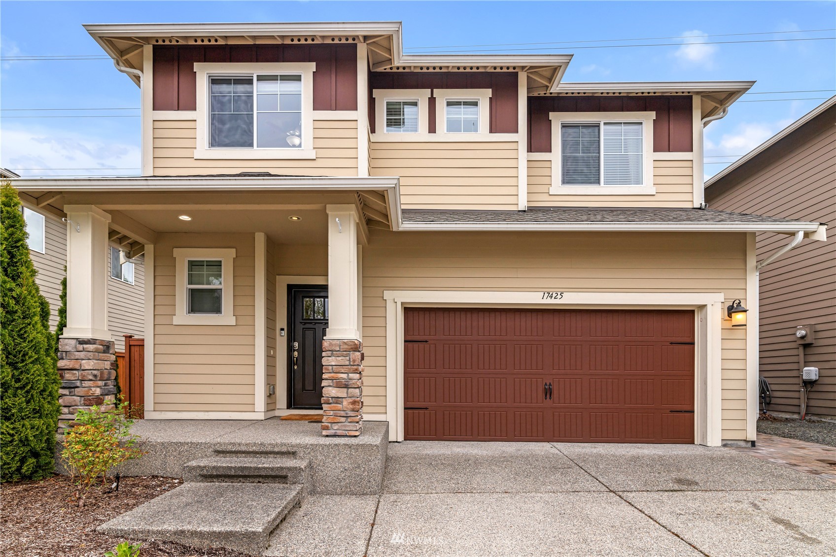 17425 42nd Avenue Southeast Bothell, WA 98012 - Photo 3 of 39 Gallery Image 3