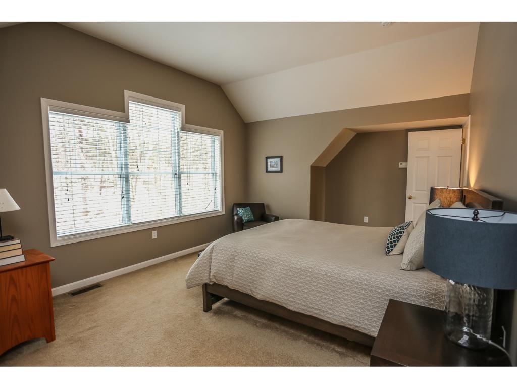 83 Hackett Hill Road, Unit 11 Manchester, NH 03102 - Photo 18 of 28