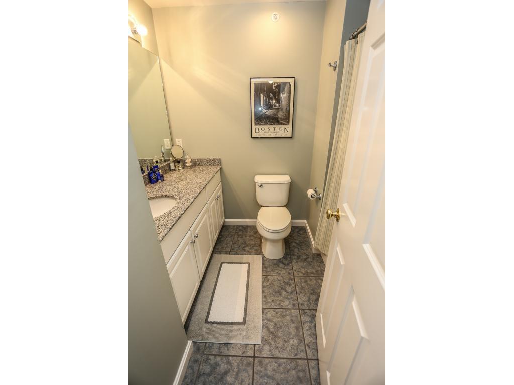 83 Hackett Hill Road, Unit 11 Manchester, NH 03102 - Photo 19 of 28