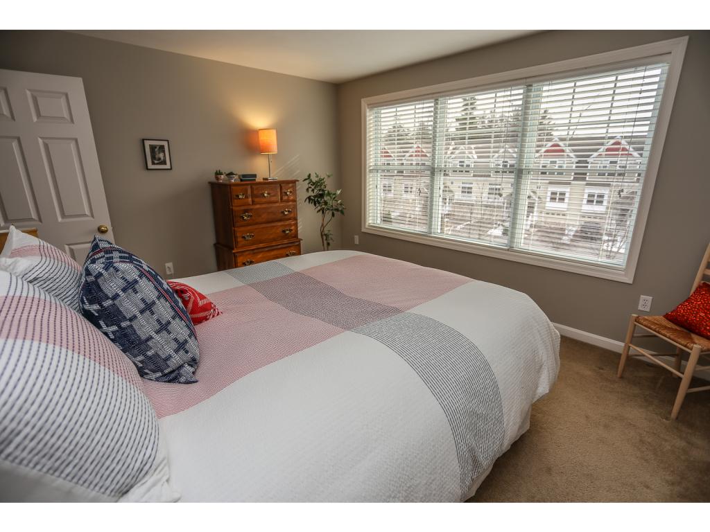 83 Hackett Hill Road, Unit 11 Manchester, NH 03102 - Photo 20 of 28
