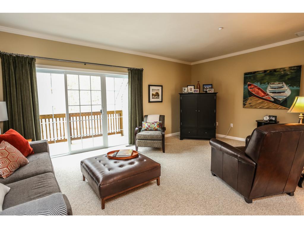 83 Hackett Hill Road, Unit 11 Manchester, NH 03102 - Photo 10 of 28