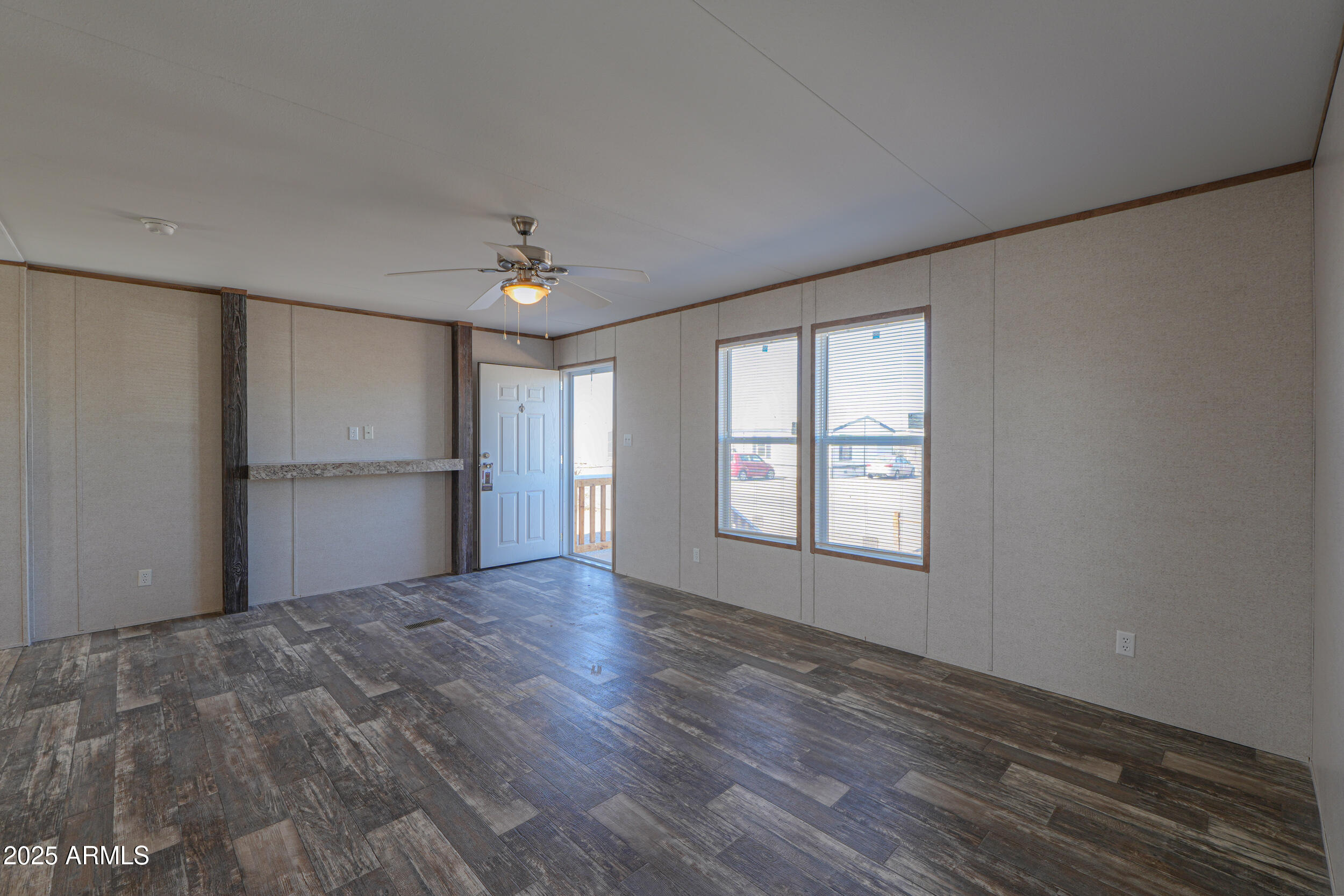 11403 West Custer Road Arizona City, AZ 85123 - Photo 6 of 27 06