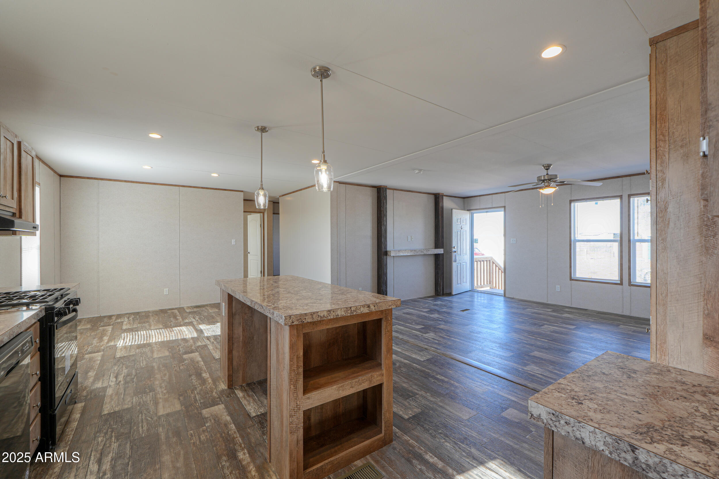 11403 West Custer Road Arizona City, AZ 85123 - Photo 8 of 27 09