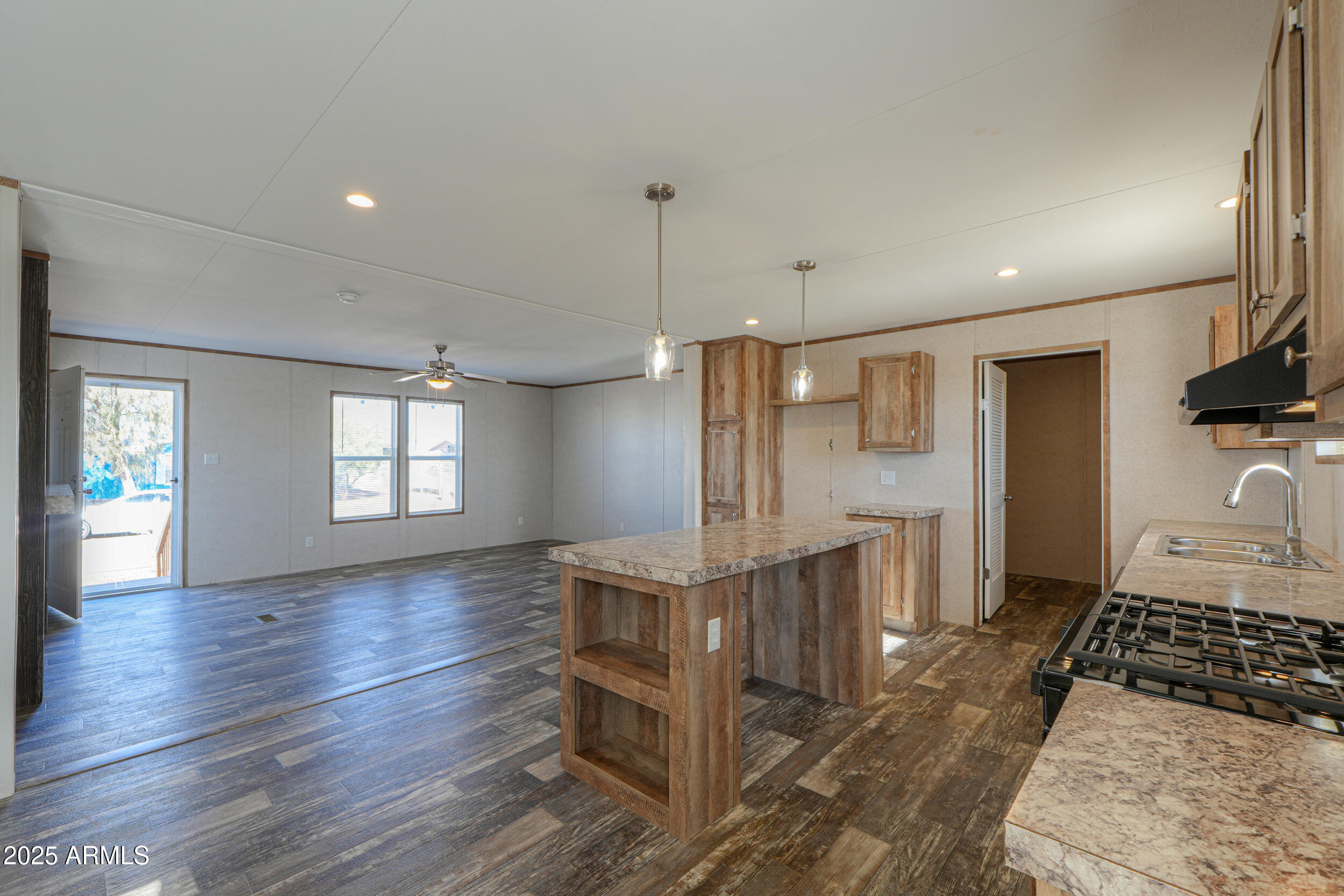 11403 West Custer Road Arizona City, AZ 85123 - Photo 9 of 27 10
