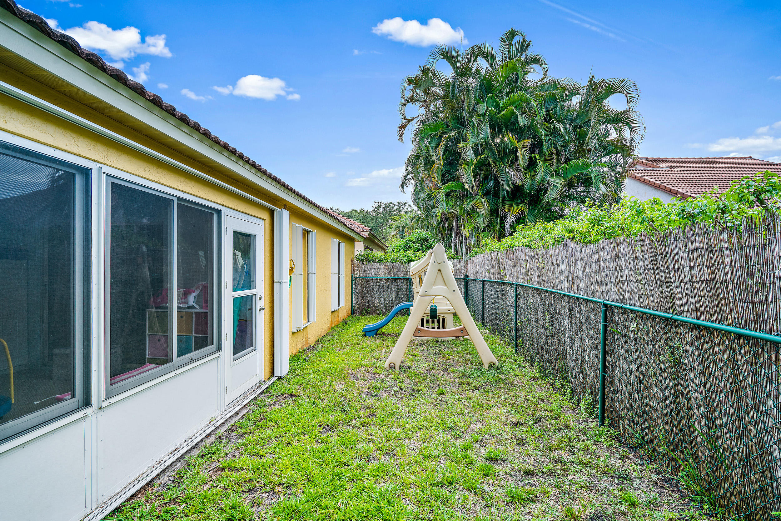 4235 Delmora Court Riviera Beach, FL 33418 - Photo 17 of 30 Back Exterior