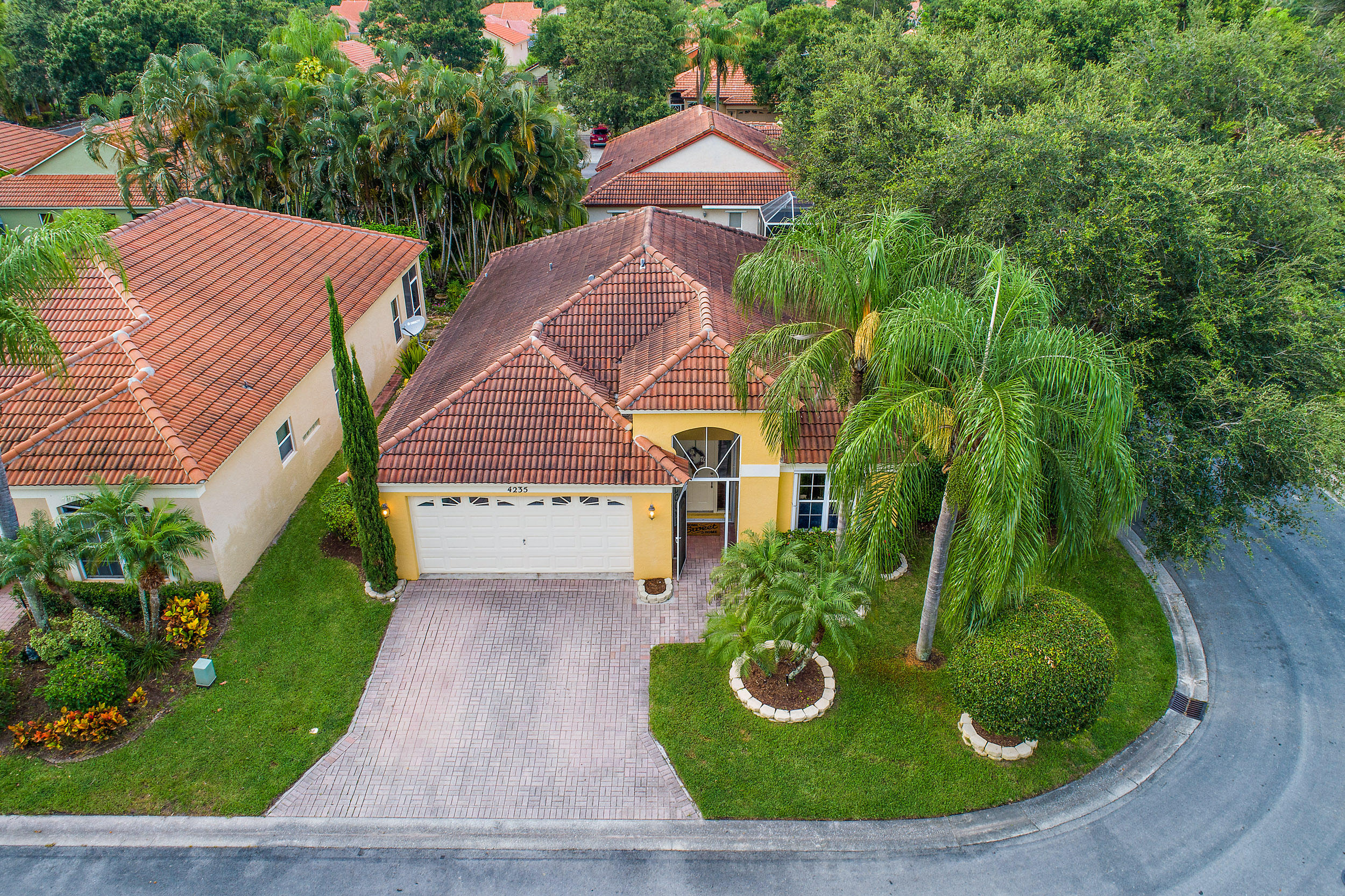 4235 Delmora Court Riviera Beach, FL 33418 - Photo 24 of 30 Aerial View