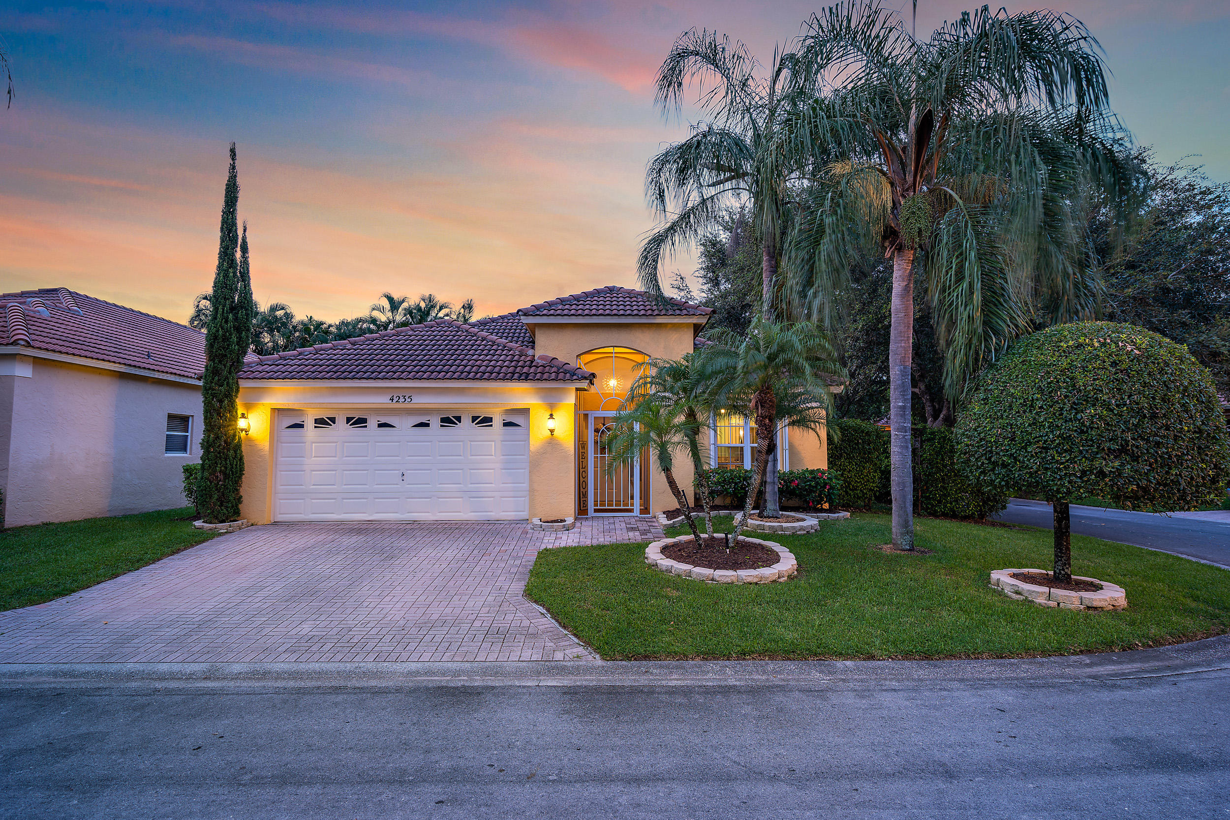 4235 Delmora Court Riviera Beach, FL 33418 - Photo 26 of 30 Front Exterior
