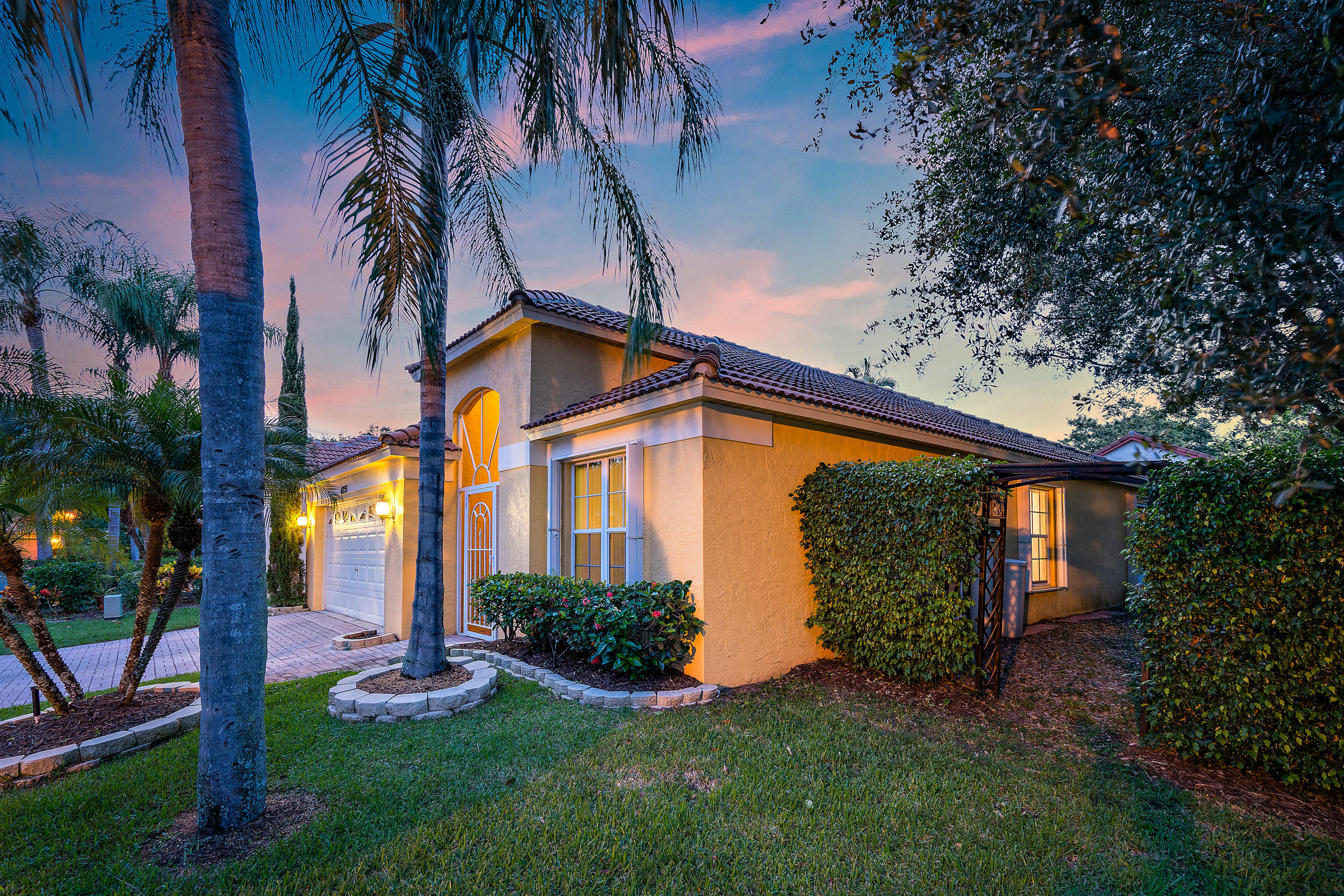 4235 Delmora Court Riviera Beach, FL 33418 - Photo 27 of 30 Front Exterior