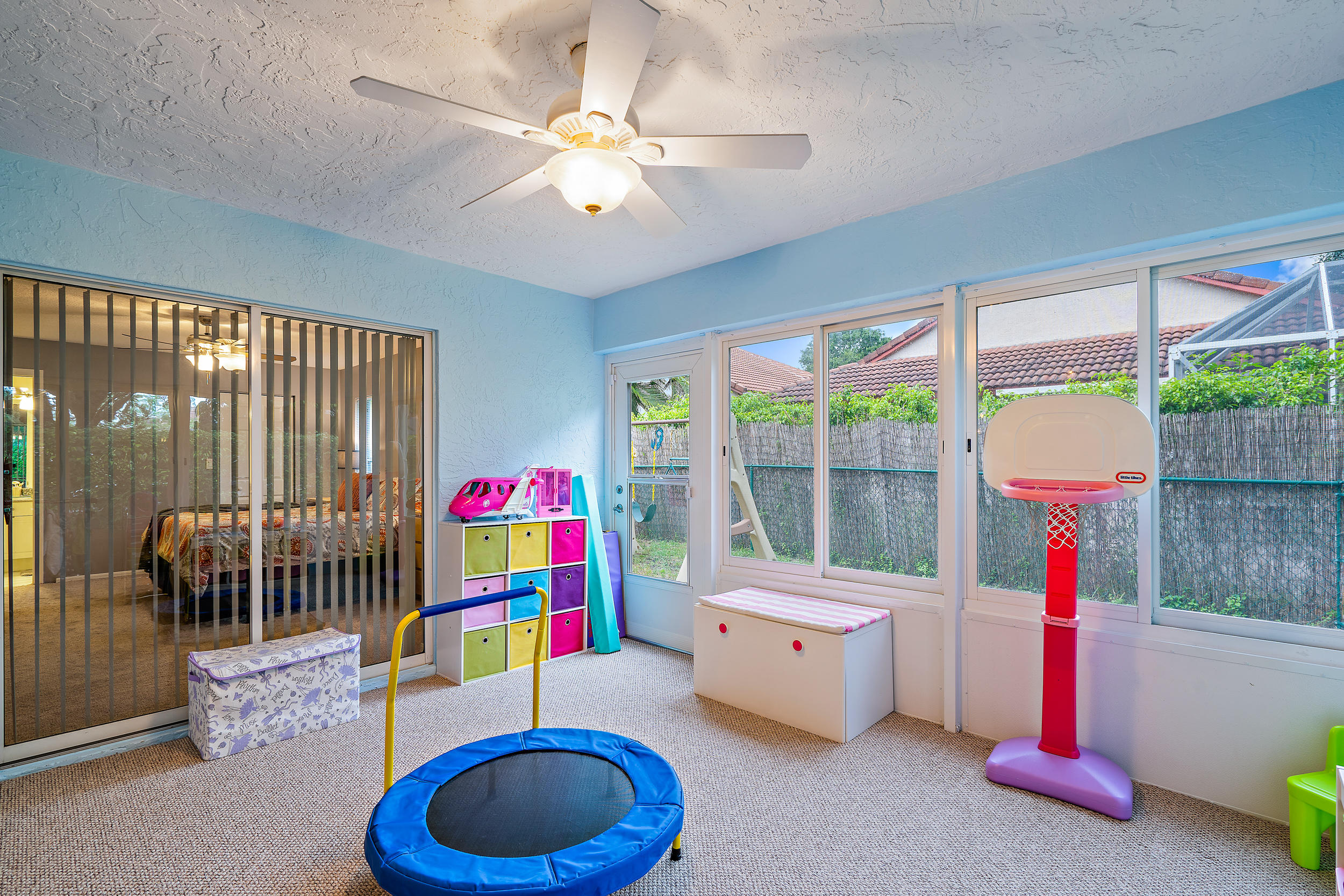 4235 Delmora Court Riviera Beach, FL 33418 - Photo 8 of 30 Back Patio/Fl Room