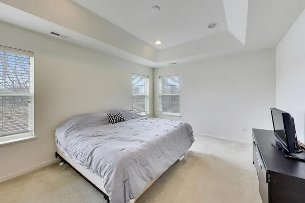 $265,000 | 3900 Pratt Street, Unit 4, Plano, IL 60545