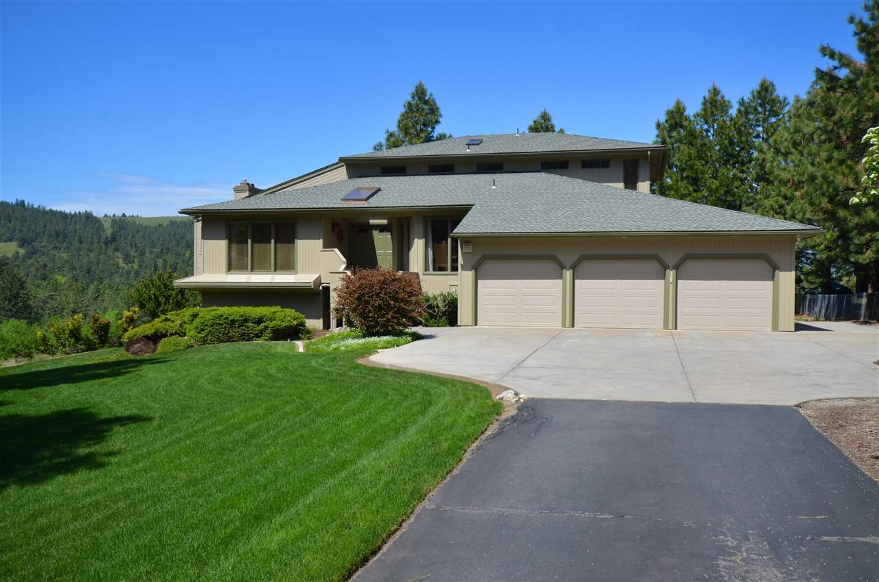 9403 East Holman Road Spokane, WA 99206 - Photo 1 of 20 Gallery Image 1