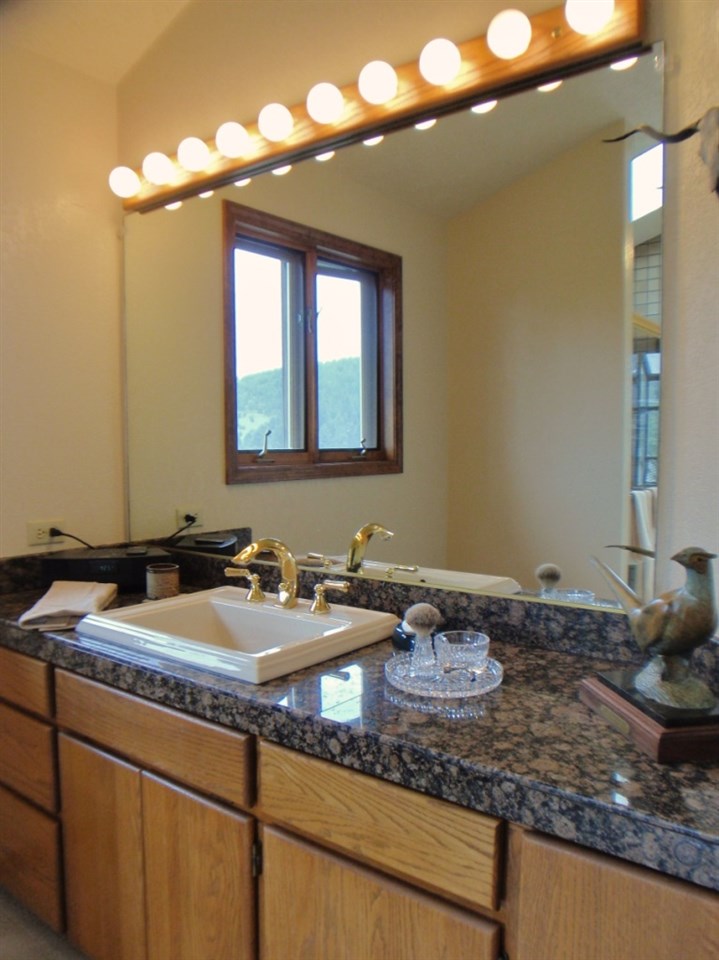 9403 East Holman Road Spokane, WA 99206 - Photo 17 of 20 Gallery Image 17