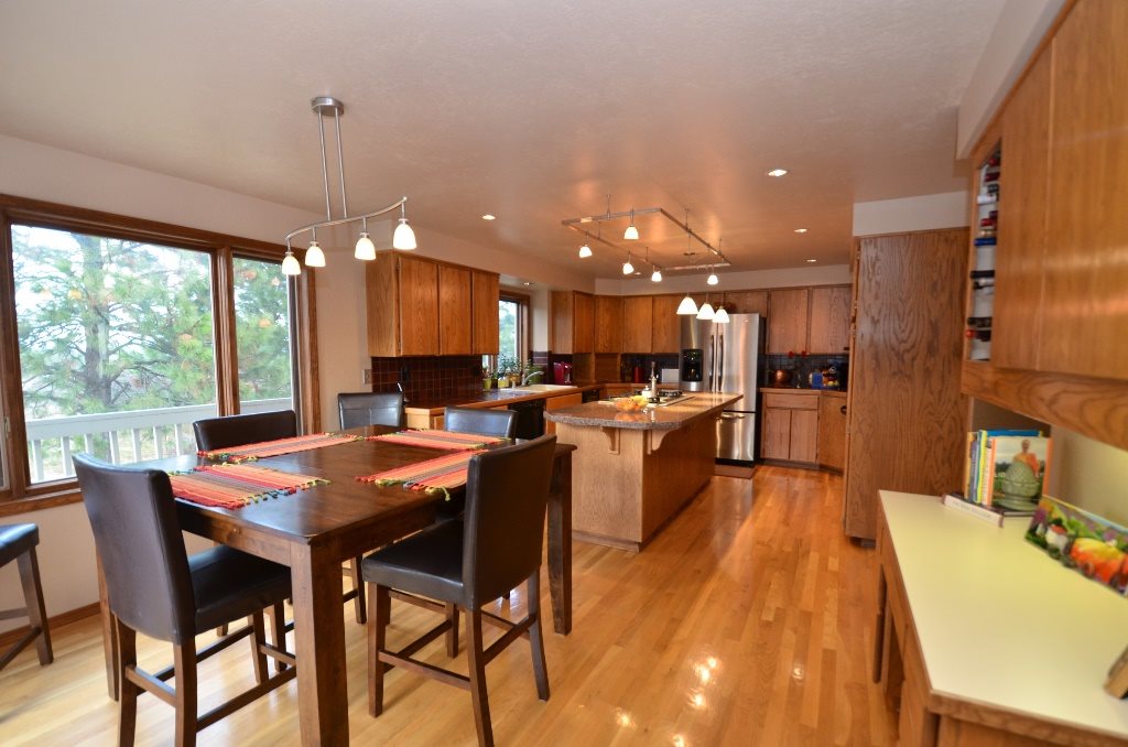 9403 East Holman Road Spokane, WA 99206 - Photo 8 of 20 Gallery Image 8
