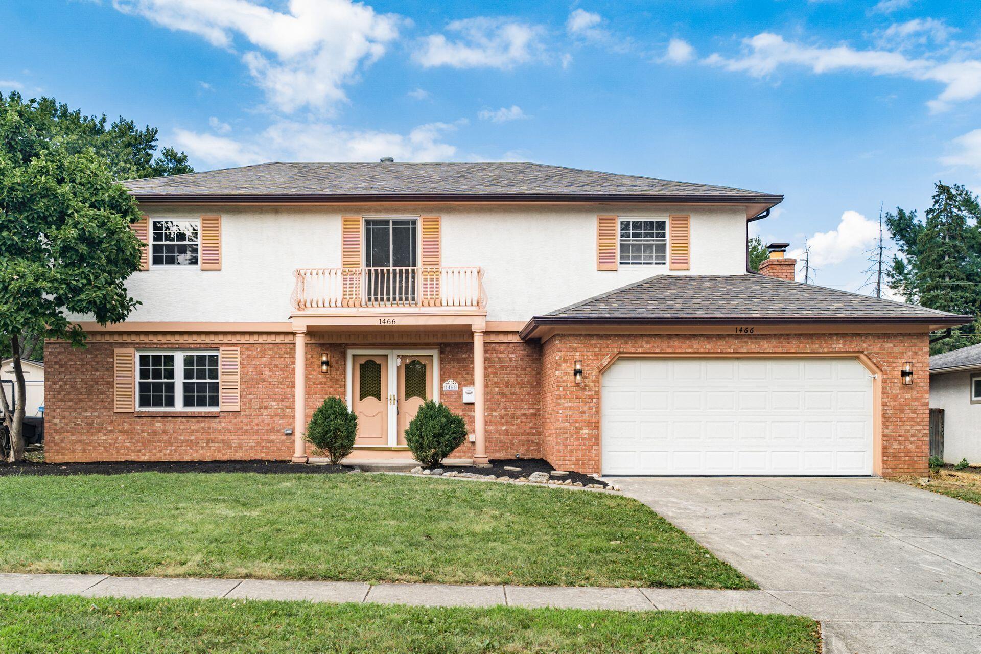 1466 Weybridge Road Columbus, OH 43220 - Photo 1 of 68