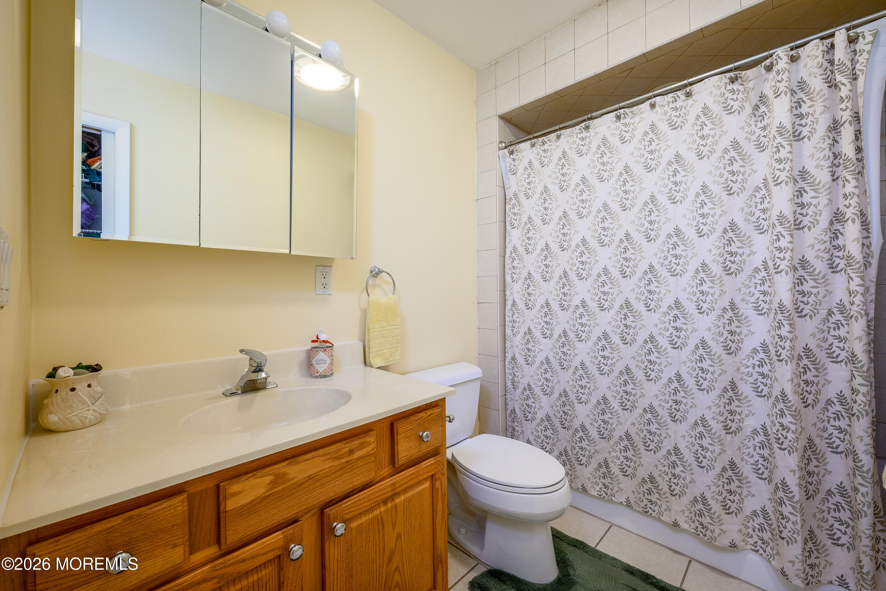 43 Westbrook Road Howell, NJ 07731 - Photo 24 of 43 43 Westbrook Rd-26