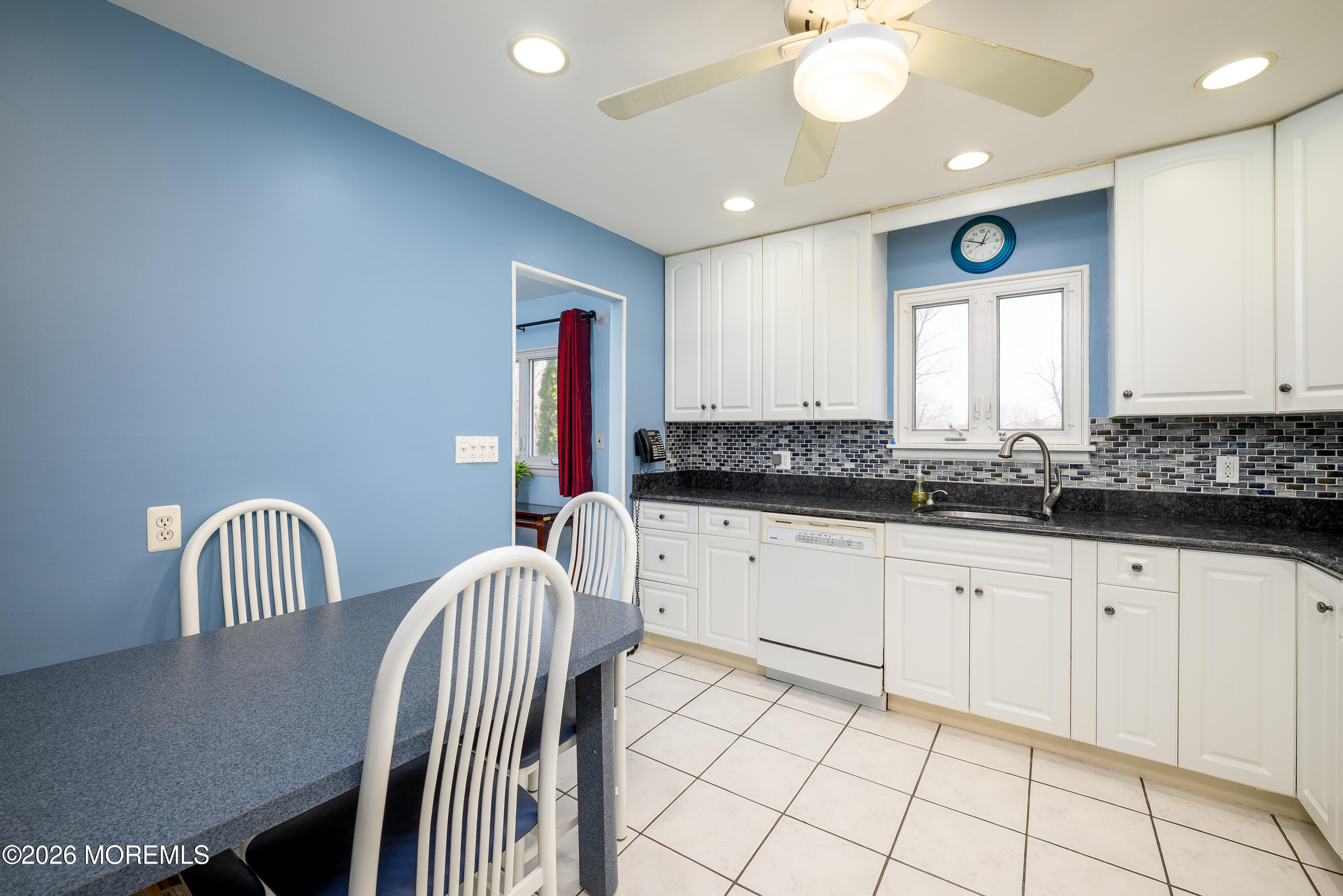 43 Westbrook Road Howell, NJ 07731 - Photo 3 of 43 43 Westbrook Rd-15