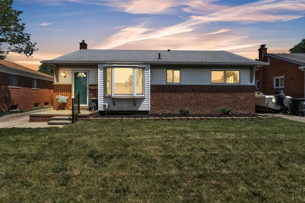 $269,900 | 32826 Benson Drive, Westland, MI 48185