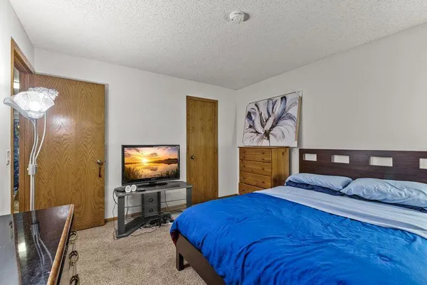 $169,900 | 971 Heritage Court East, Unit 204, Vadnais Heights, MN 55127