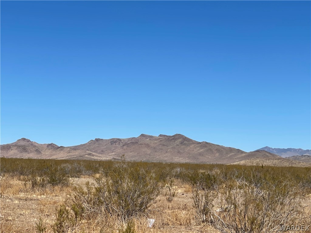 Lot 11 North Eden Road Golden Valley, AZ 86413 - Photo 4 of 6 Gallery Image 4