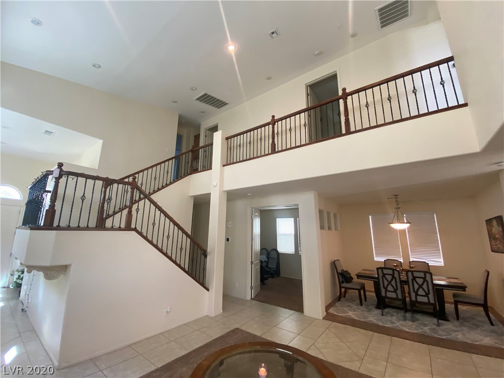 2491 Kaymin Ridge Road Henderson, NV 89052 - Photo 8 of 46