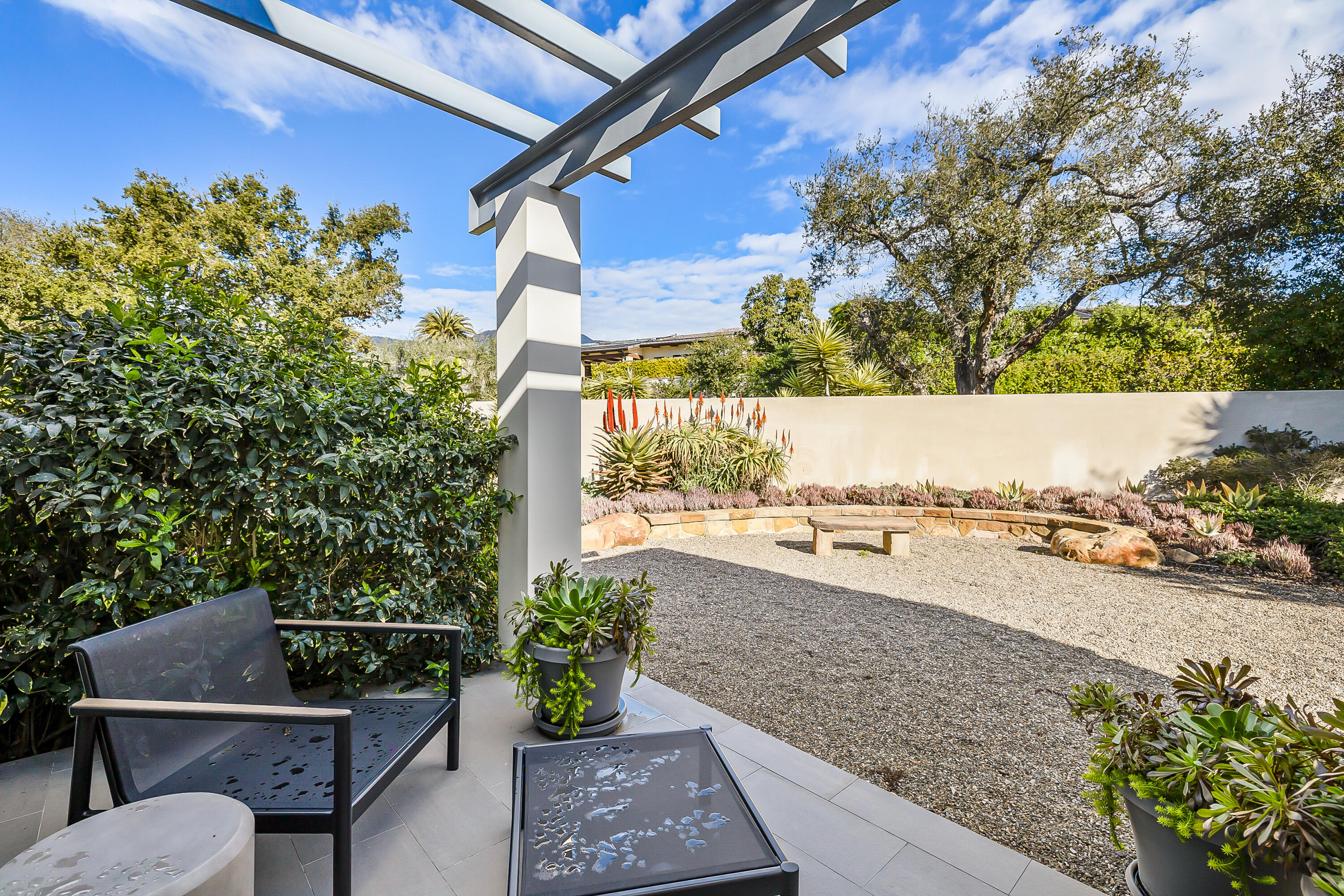 1131 Las Alturas Road, Unit SHARE B Santa Barbara, CA 93103 - Photo 28 of 32 a view of a backyard