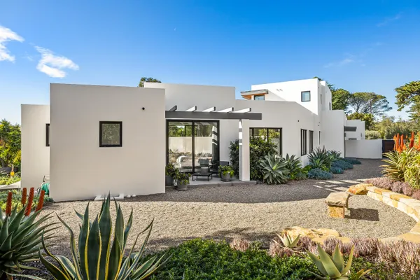 $999,000 | 1131 Las Alturas Road, Unit B, Santa Barbara, CA 93103