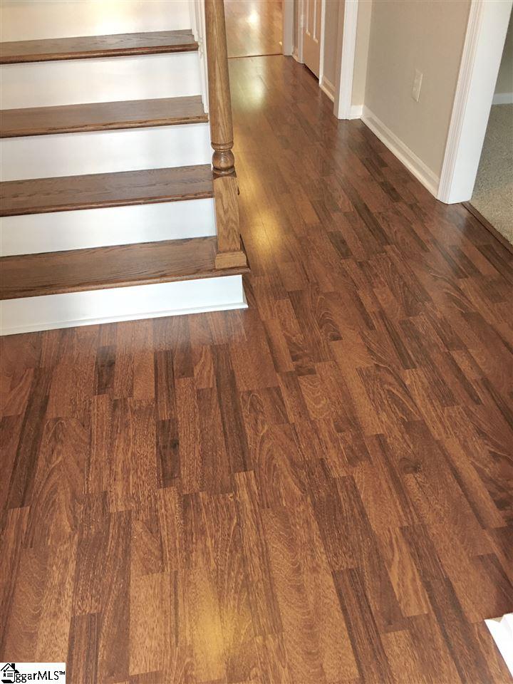 803 Edwards Road, Unit 15 Greenville, SC 29615 - Photo 3 of 32 Gallery Image 3