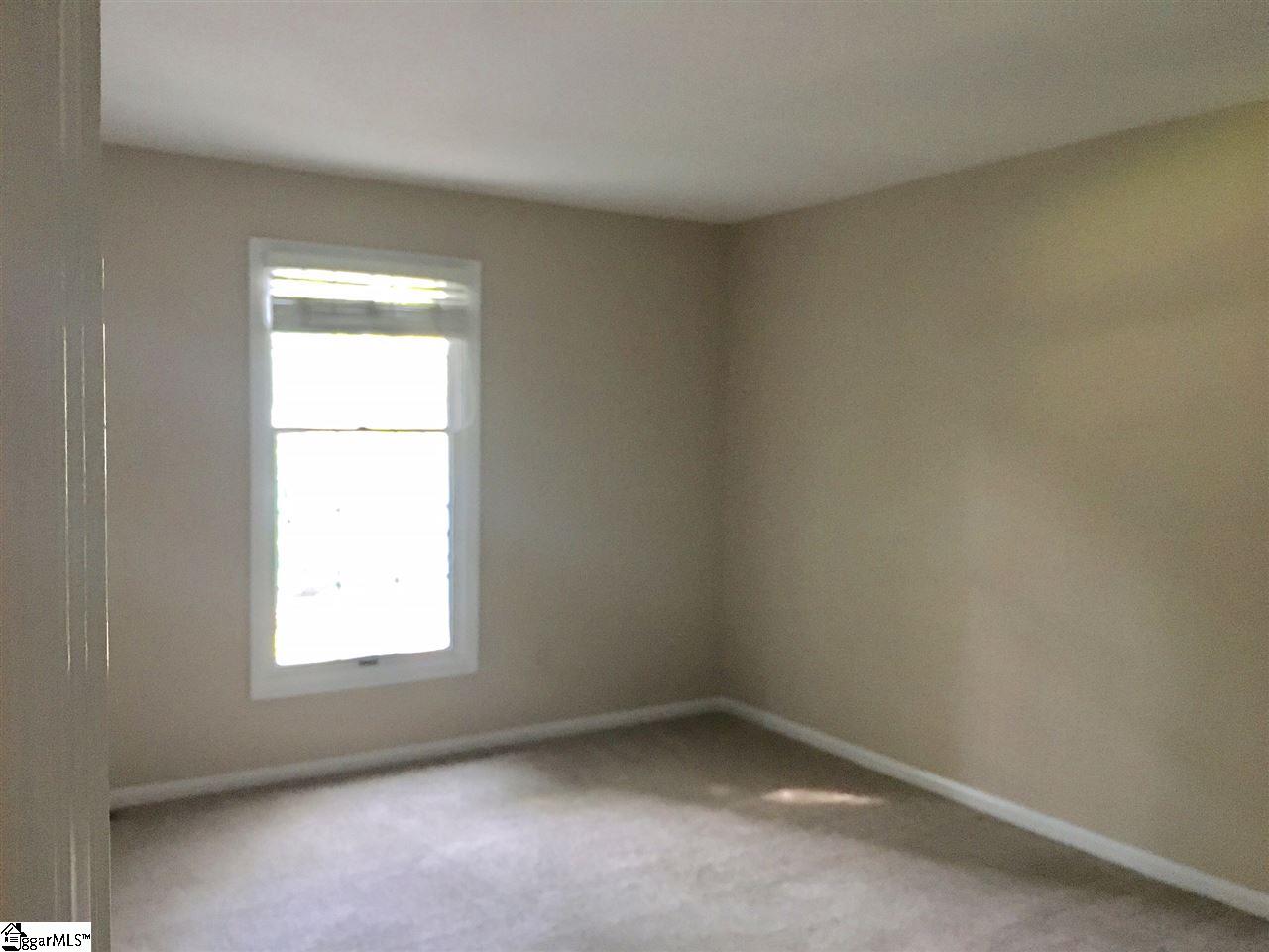 803 Edwards Road, Unit 15 Greenville, SC 29615 - Photo 27 of 32 Gallery Image 27