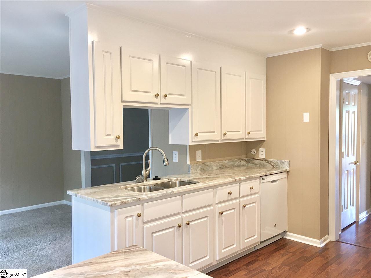 803 Edwards Road, Unit 15 Greenville, SC 29615 - Photo 10 of 32 Gallery Image 10