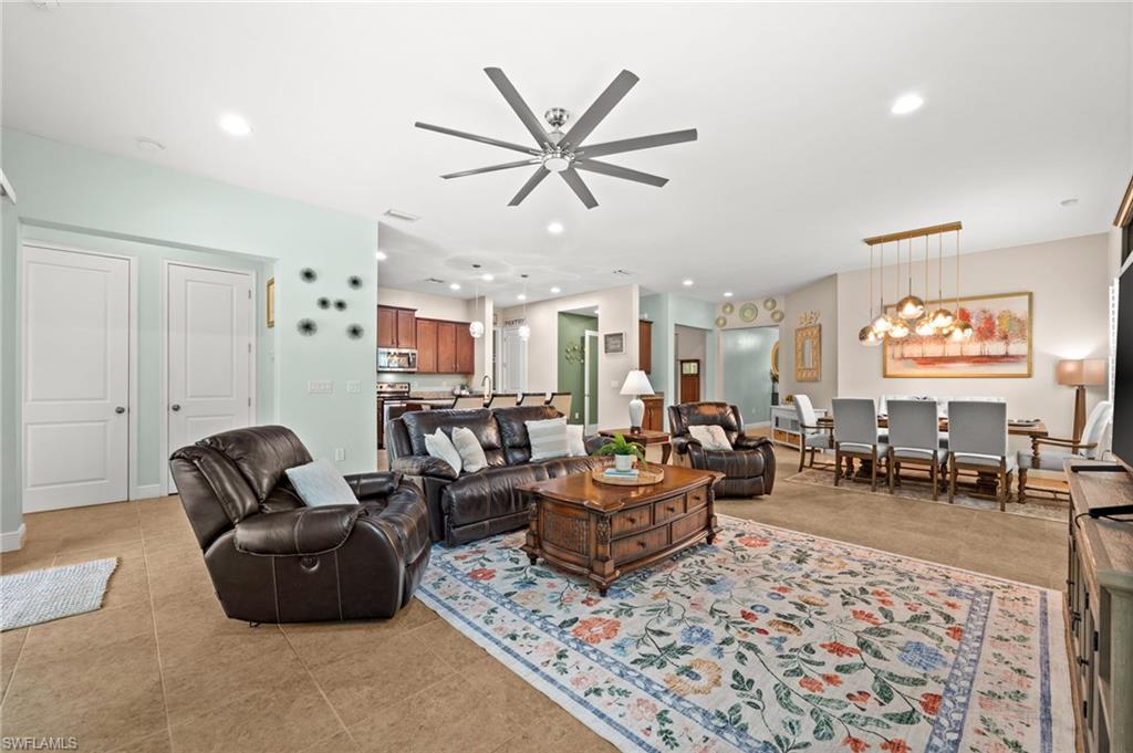 3624 Pilot Circle Naples, FL 34120 - Photo 4 of 50