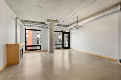 $290,000 | 720 North 4th Street, Unit 405, Minneapolis, MN 55401