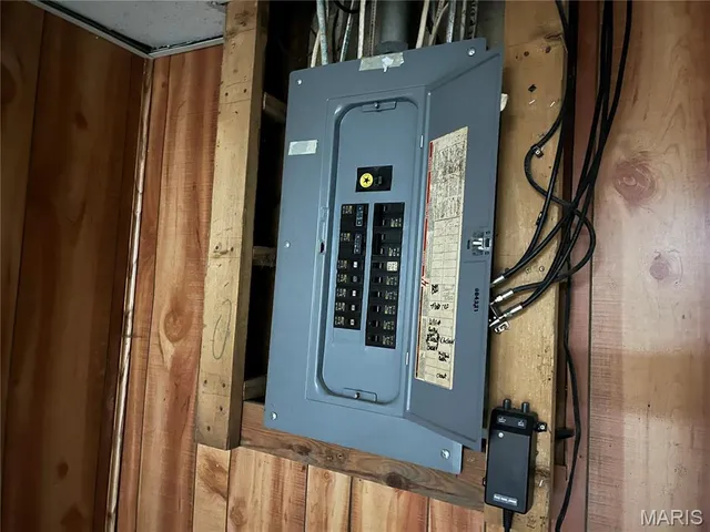 $105,000 | 225 Sadonia Avenue, Hazelwood, MO 63135