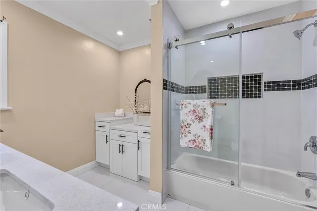 $1,195,000 | 423 South Poinsettia Avenue, Compton, CA 90221