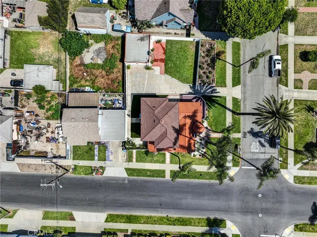 $1,195,000 | 423 South Poinsettia Avenue, Compton, CA 90221