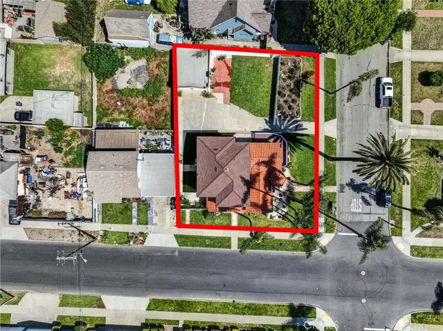 $1,195,000 | 423 South Poinsettia Avenue, Compton, CA 90221
