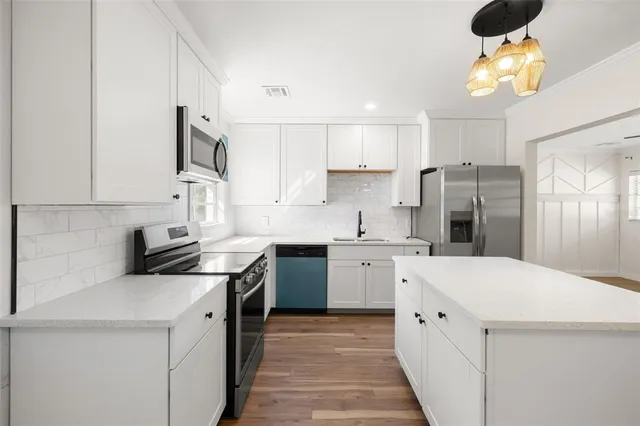 $359,900 | 36908 Center Avenue, Dade City, FL 33525